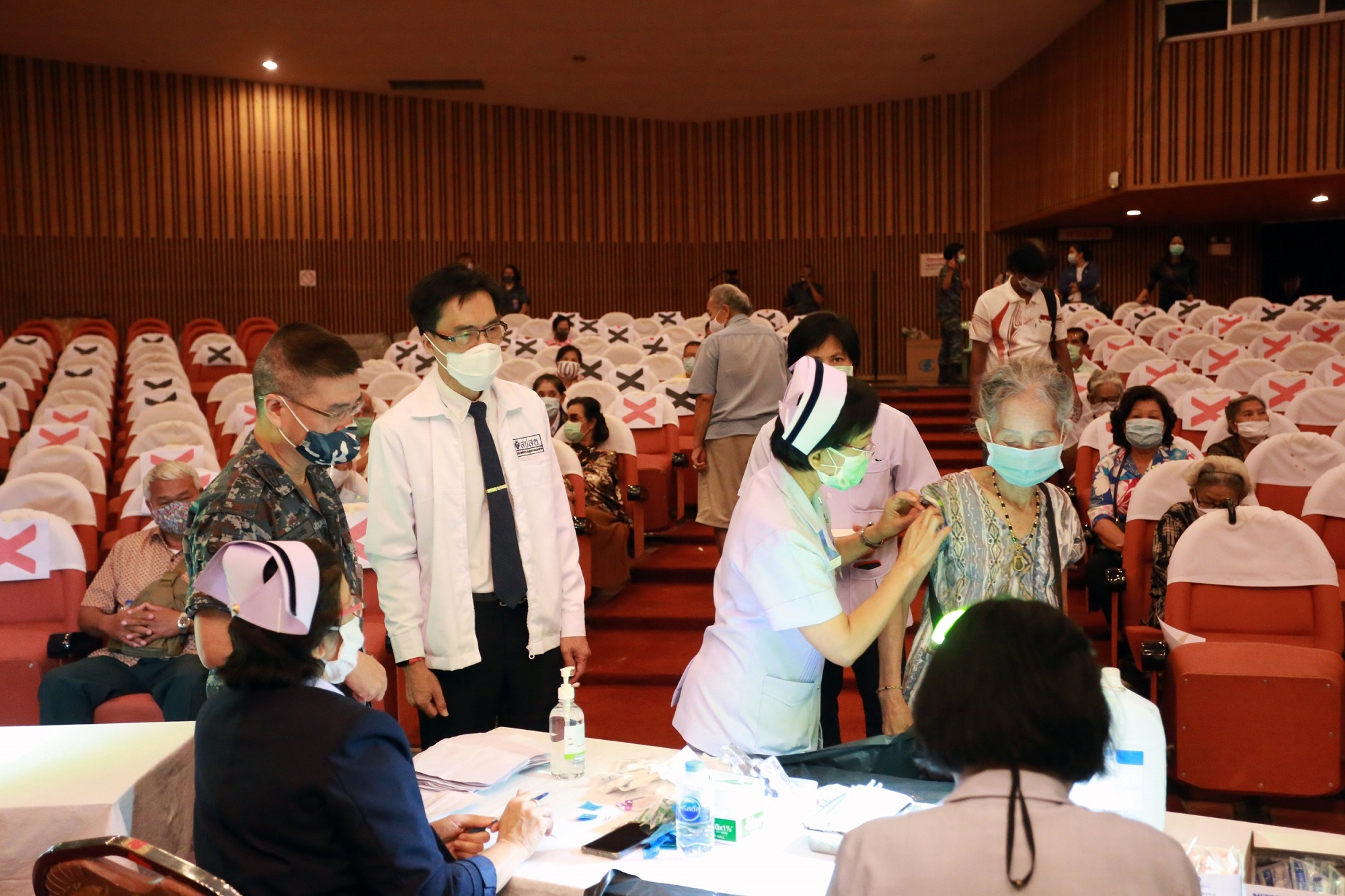 Bangkok residents can register online to get free flu shots 