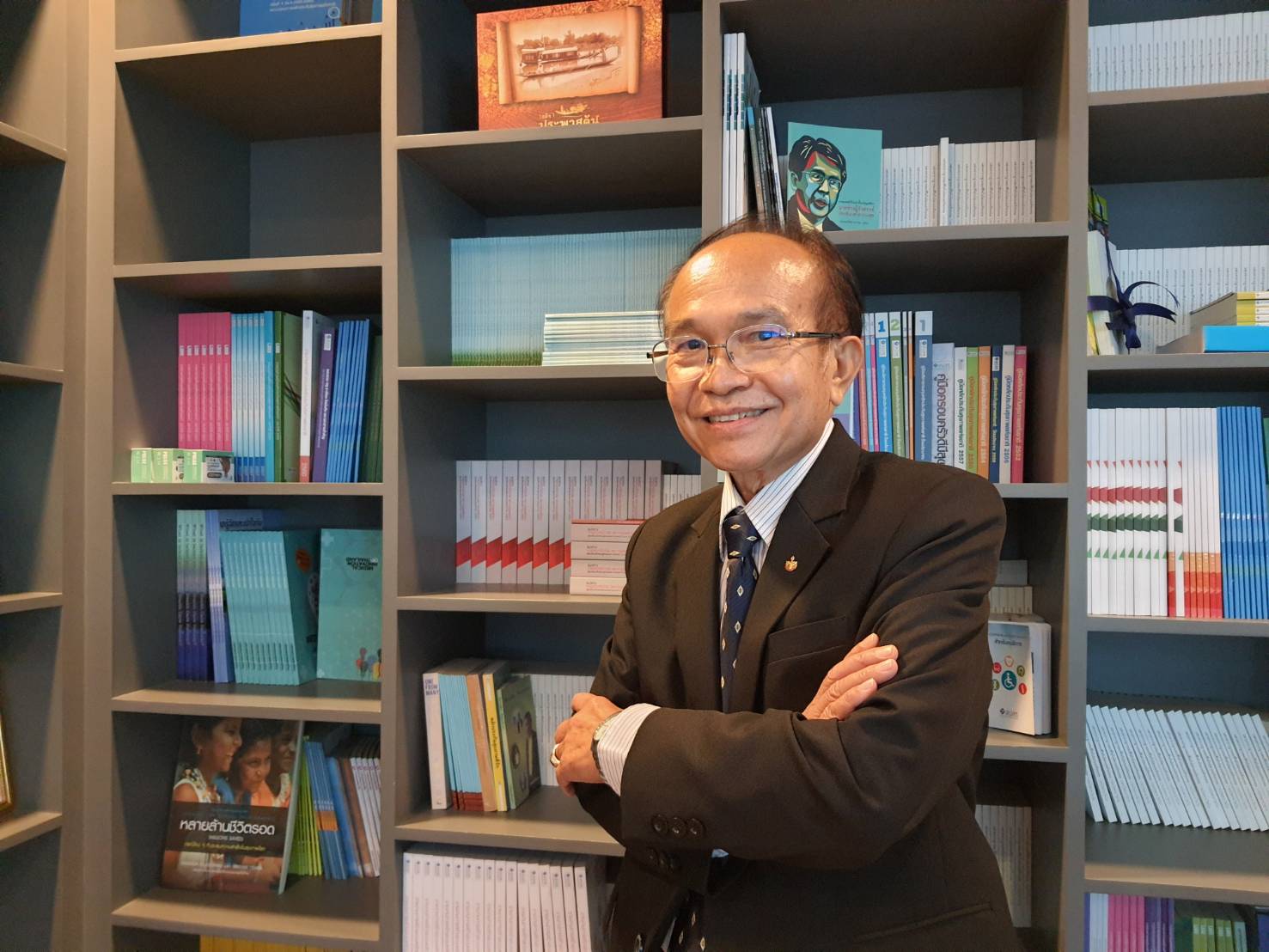 Ensure health services standard and quality control