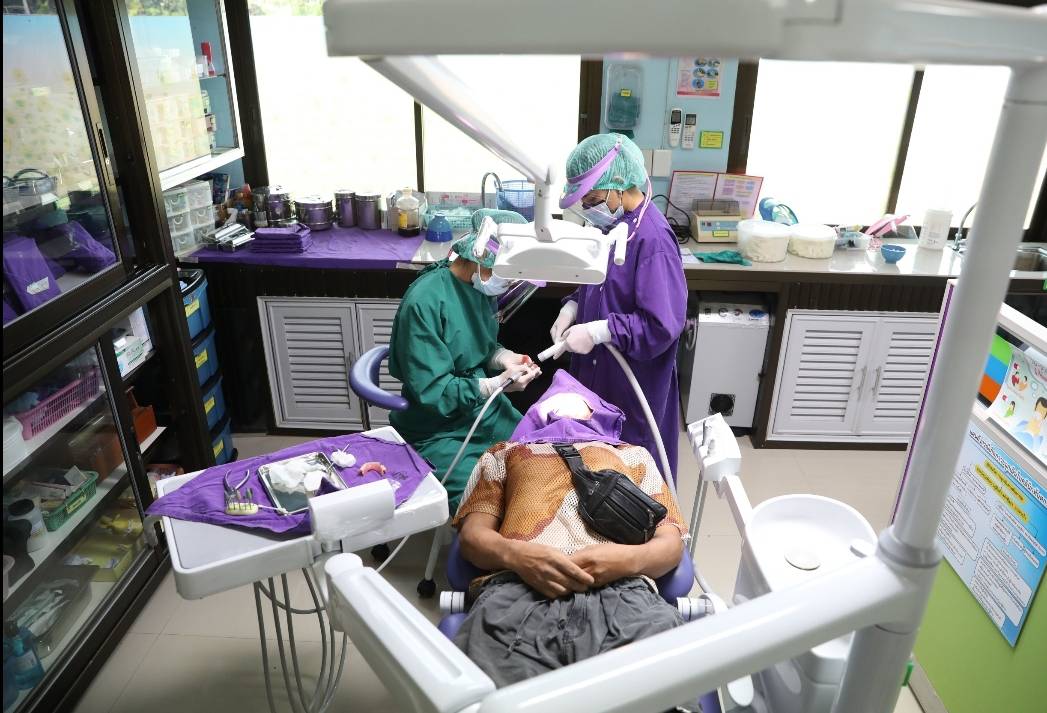 Free dentures provided to elderly people
