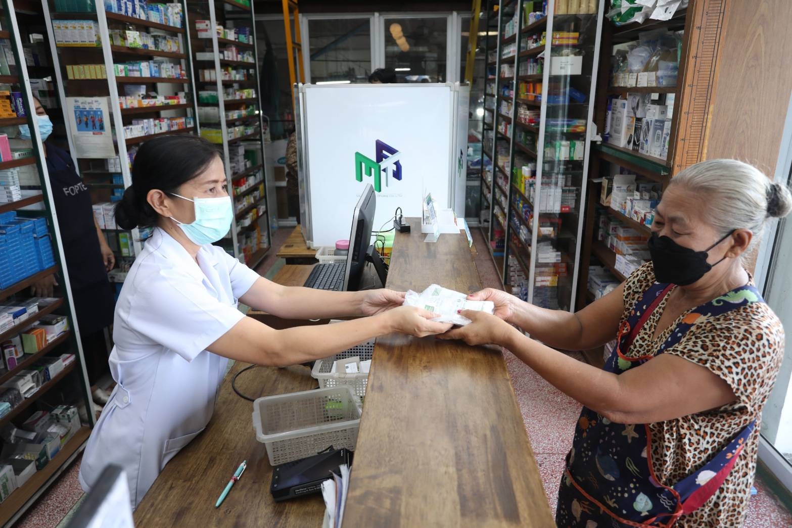 Warin Chamrap Hospital collaborates with local pharmacies to expand telemedicine services